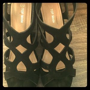 🌟Velvet black heels